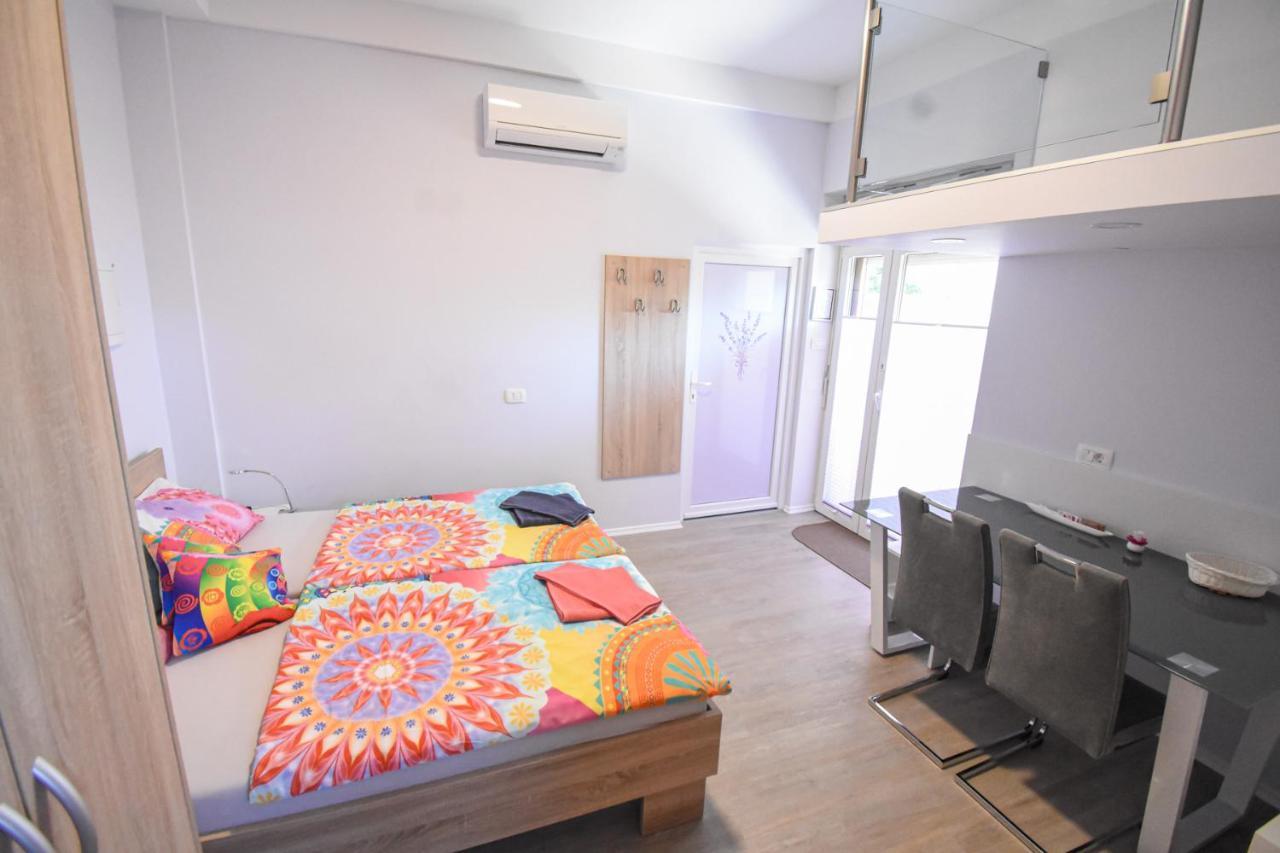 Apartmaji Sobe Zvezda Pobegi Bagian luar foto