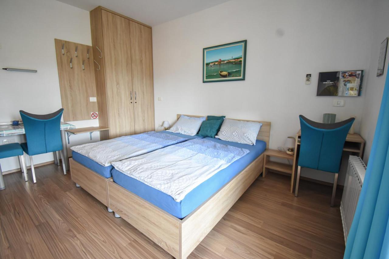 Apartmaji Sobe Zvezda Pobegi Bagian luar foto