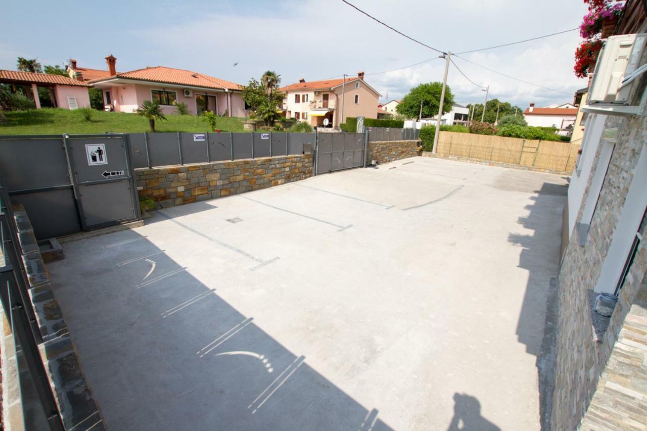 Apartmaji Sobe Zvezda Pobegi Bagian luar foto